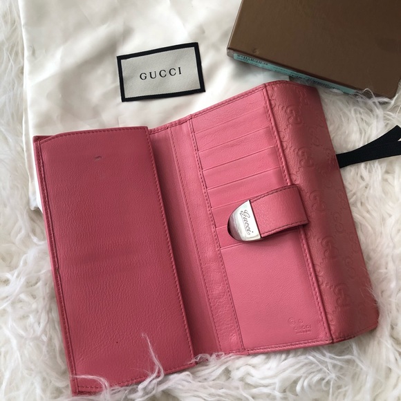 Gucci Guccissima Embossed Wallet - Picture 6 of 8